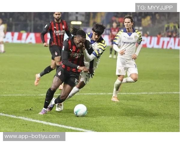 米兰客场挑战帕尔马阵容揭晓魔笛领衔莱奥恩昆库搭档库特罗内对战旧主