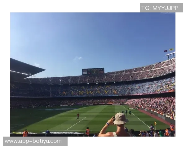 新诺坎普球场门票系统故障致众多球迷无法入场观看比赛