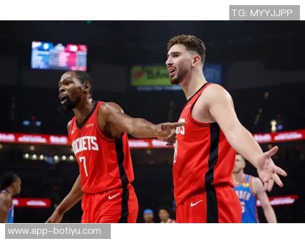 杜兰特称赞申京高位持球能力让对手难以预测他的下一步动作