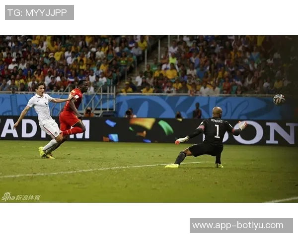 少些抱怨收获更多爱德华兹半场表现亮眼贡献13分4板2助